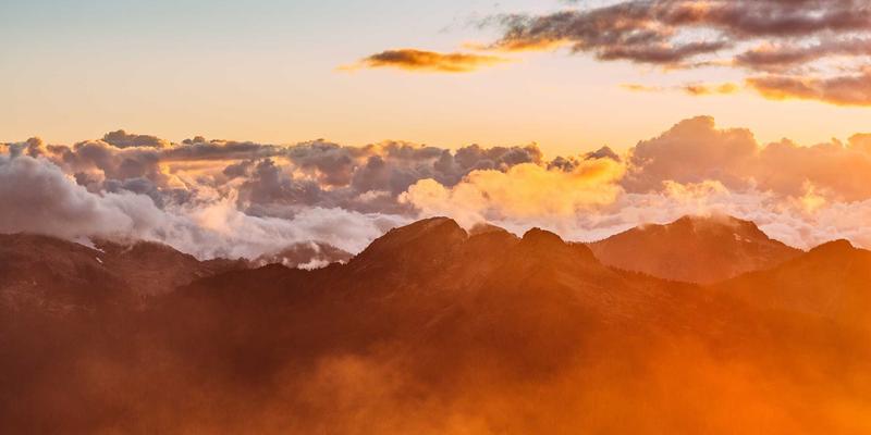 网吧解决方案新思路：与餐饮、电竞酒店、培训机构联动的创新合作模式